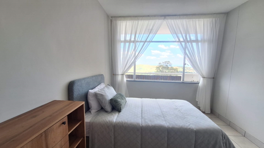 To Let 2 Bedroom Property for Rent in Constantia Kloof Gauteng