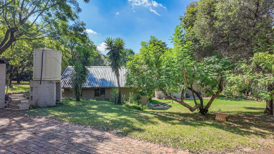 4 Bedroom Property for Sale in North Riding Gauteng