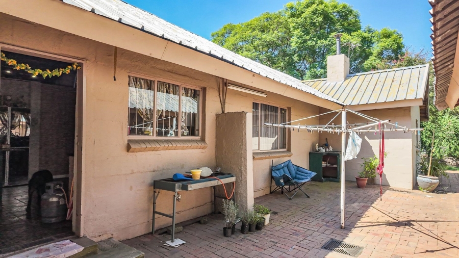 4 Bedroom Property for Sale in North Riding Gauteng