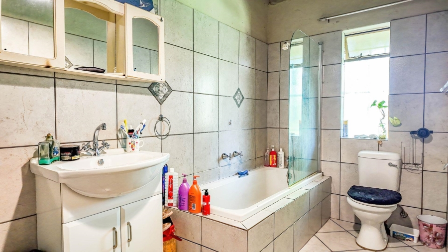 4 Bedroom Property for Sale in North Riding Gauteng