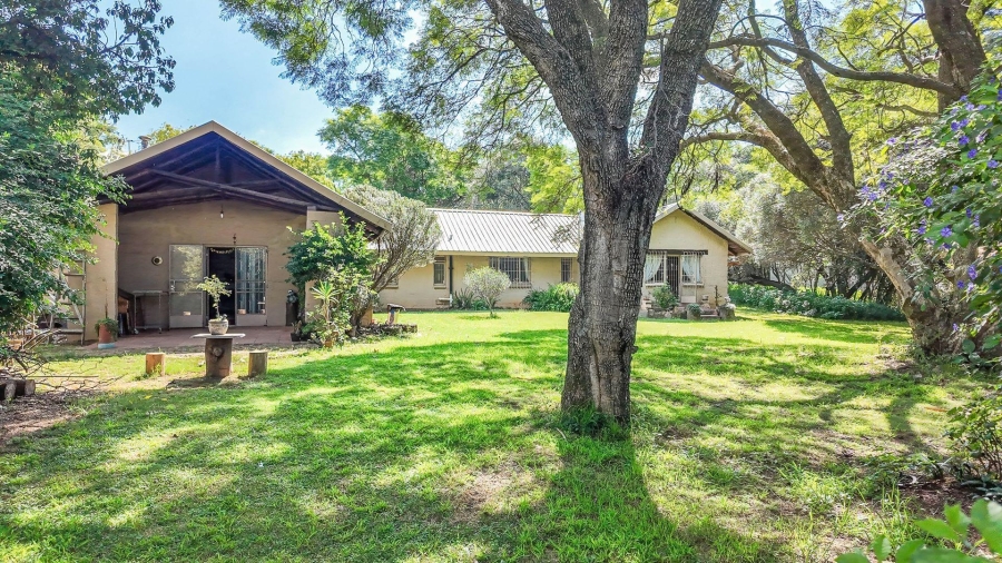 4 Bedroom Property for Sale in North Riding Gauteng