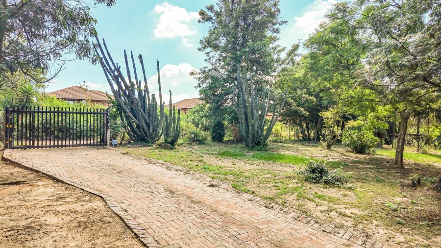 4 Bedroom Property for Sale in North Riding Gauteng