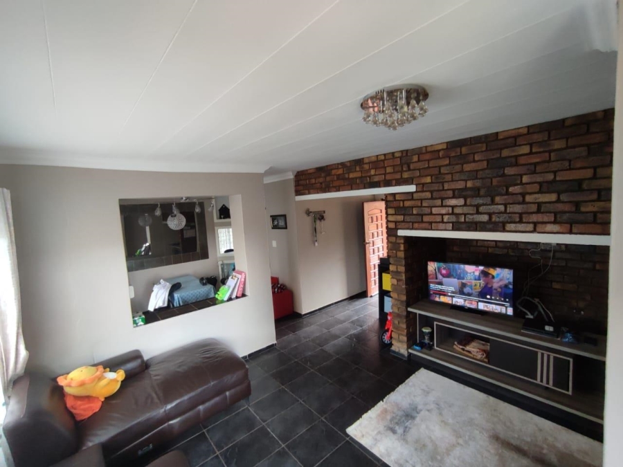 2 Bedroom Property for Sale in Northcliff Ext 20 Gauteng