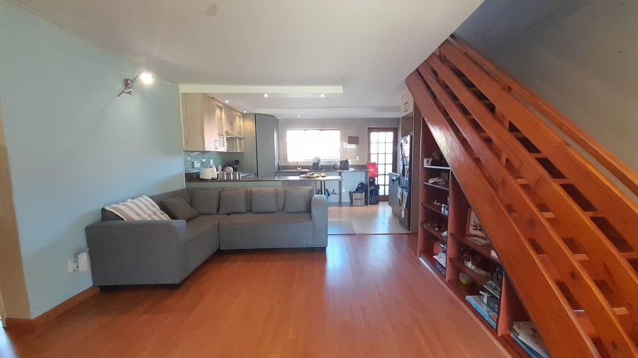 3 Bedroom Property for Sale in Birchleigh Gauteng