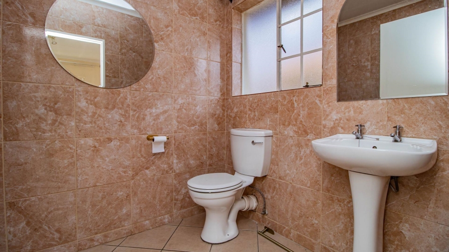 2 Bedroom Property for Sale in Brentwood Park Gauteng
