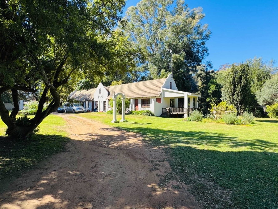 Commercial Property for Sale in Fairlead Gauteng