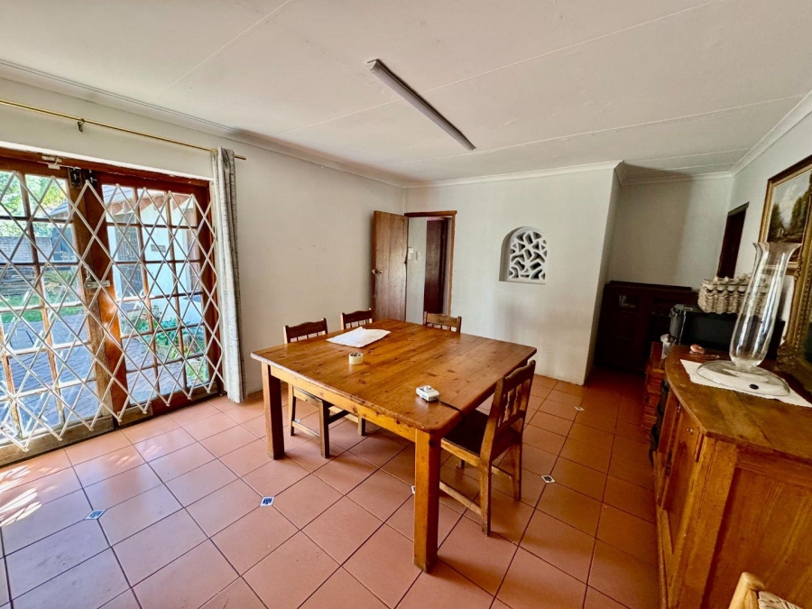 Commercial Property for Sale in Fairlead Gauteng