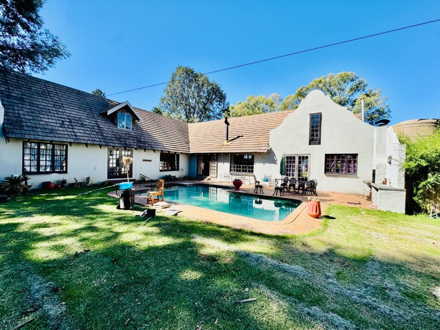 Commercial Property for Sale in Fairlead Gauteng