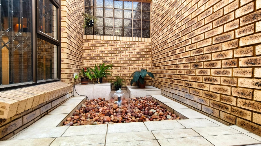 4 Bedroom Property for Sale in Meyersdal Gauteng