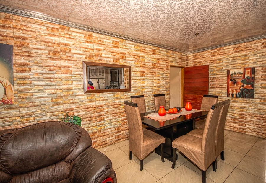 3 Bedroom Property for Sale in Southdowns Gauteng