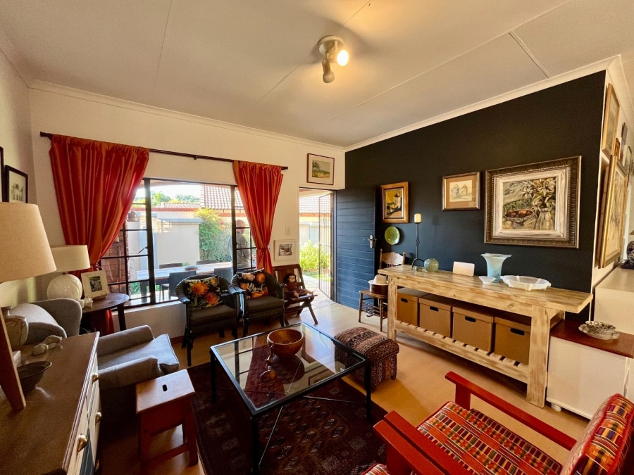 2 Bedroom Property for Sale in Faerie Glen Gauteng