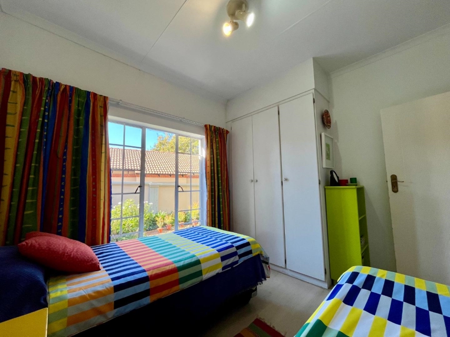 2 Bedroom Property for Sale in Faerie Glen Gauteng