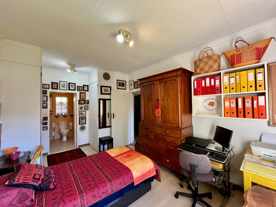 2 Bedroom Property for Sale in Faerie Glen Gauteng