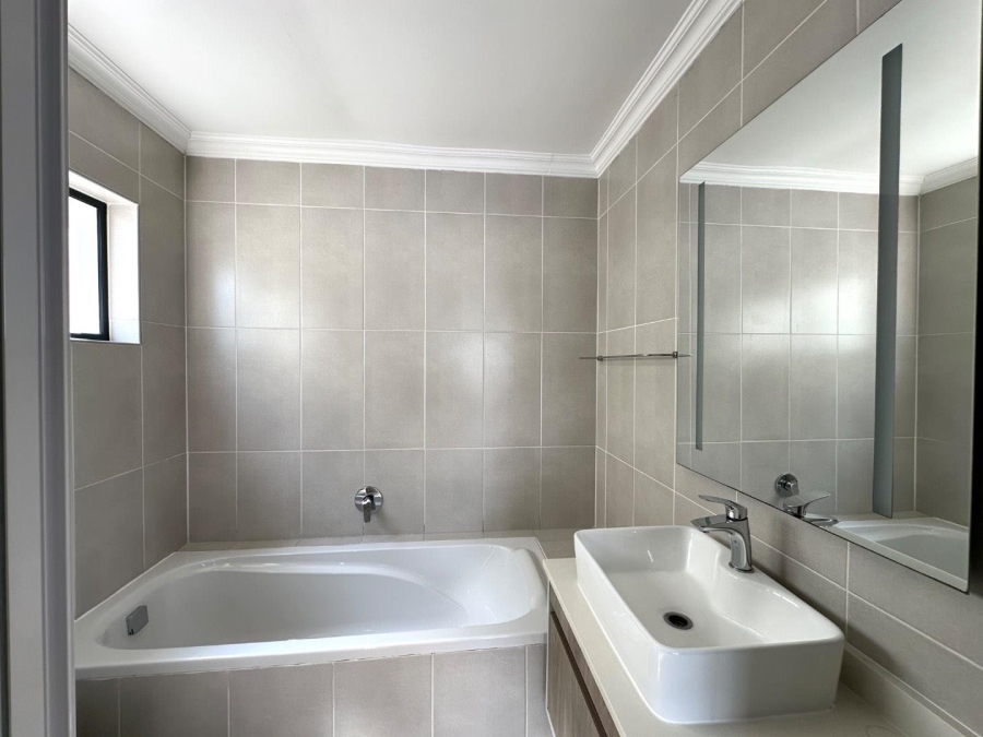 2 Bedroom Property for Sale in Carlswald Gauteng