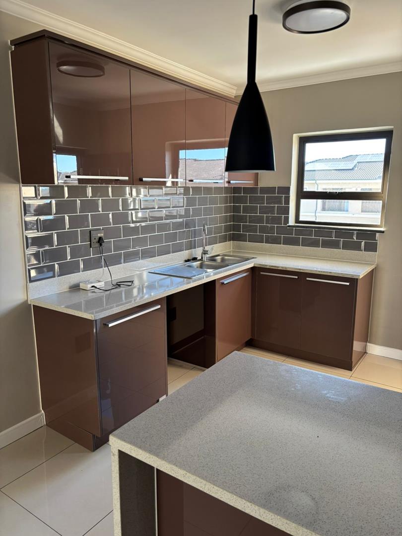 2 Bedroom Property for Sale in Kosmosdal Gauteng