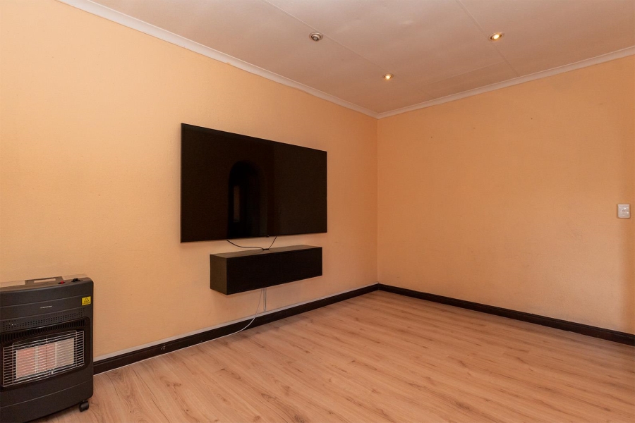 3 Bedroom Property for Sale in Terenure Gauteng