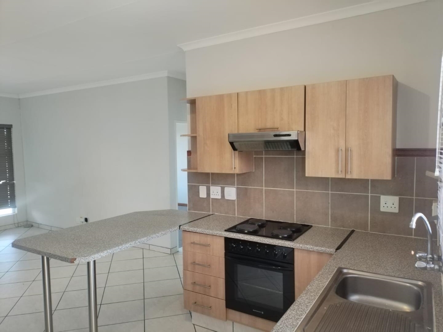 To Let 2 Bedroom Property for Rent in Rynfield A H Gauteng
