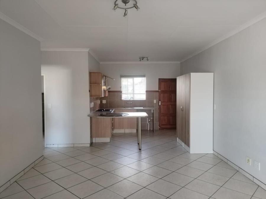 To Let 2 Bedroom Property for Rent in Rynfield A H Gauteng