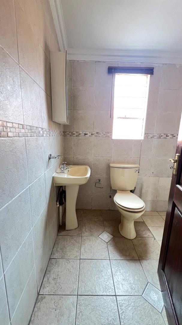 To Let 2 Bedroom Property for Rent in Alan Manor Gauteng