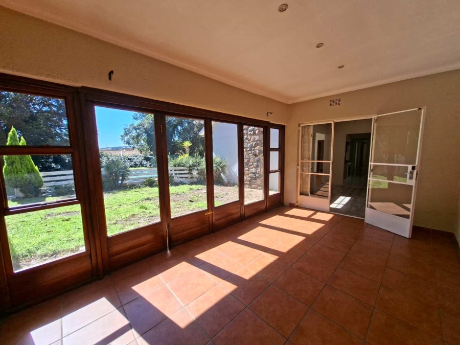 To Let 4 Bedroom Property for Rent in Buccleuch Gauteng