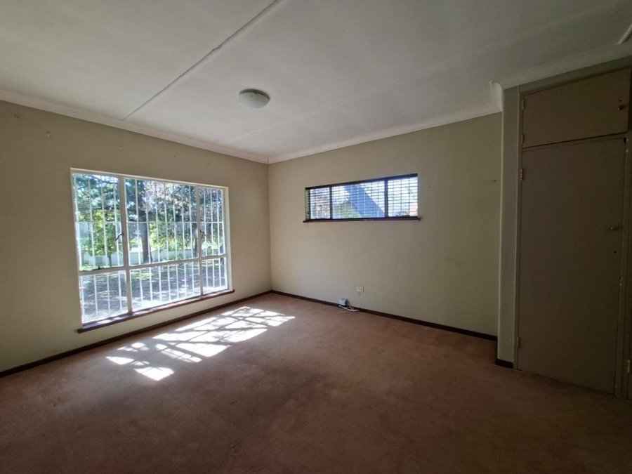 To Let 4 Bedroom Property for Rent in Buccleuch Gauteng