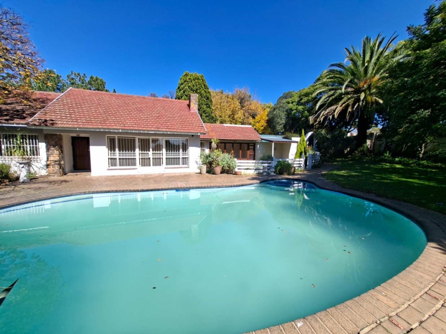 To Let 4 Bedroom Property for Rent in Buccleuch Gauteng