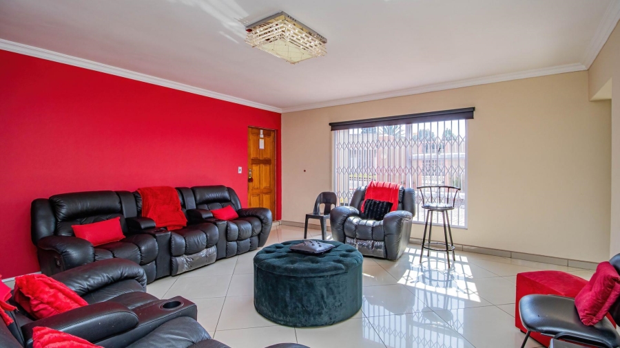 4 Bedroom Property for Sale in Rynsoord Gauteng