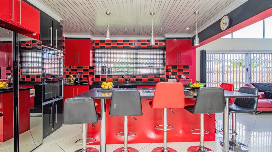 4 Bedroom Property for Sale in Rynsoord Gauteng