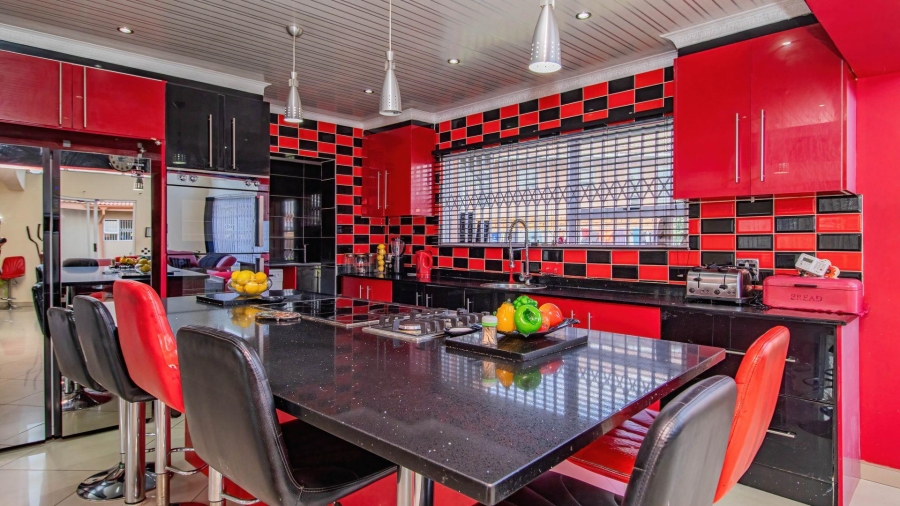 4 Bedroom Property for Sale in Rynsoord Gauteng