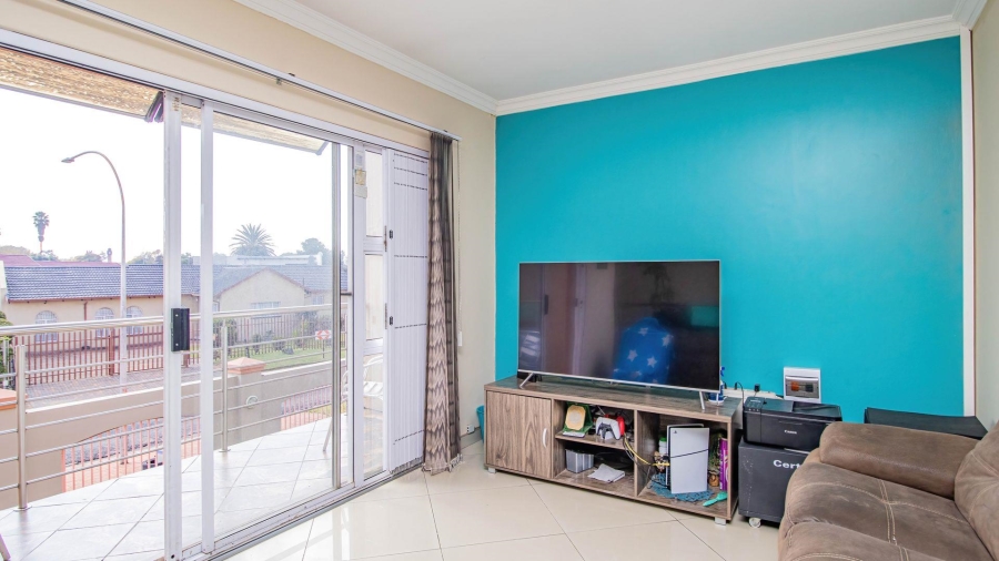 4 Bedroom Property for Sale in Rynsoord Gauteng