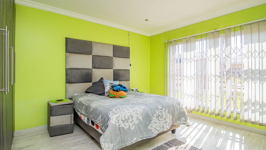 4 Bedroom Property for Sale in Rynsoord Gauteng