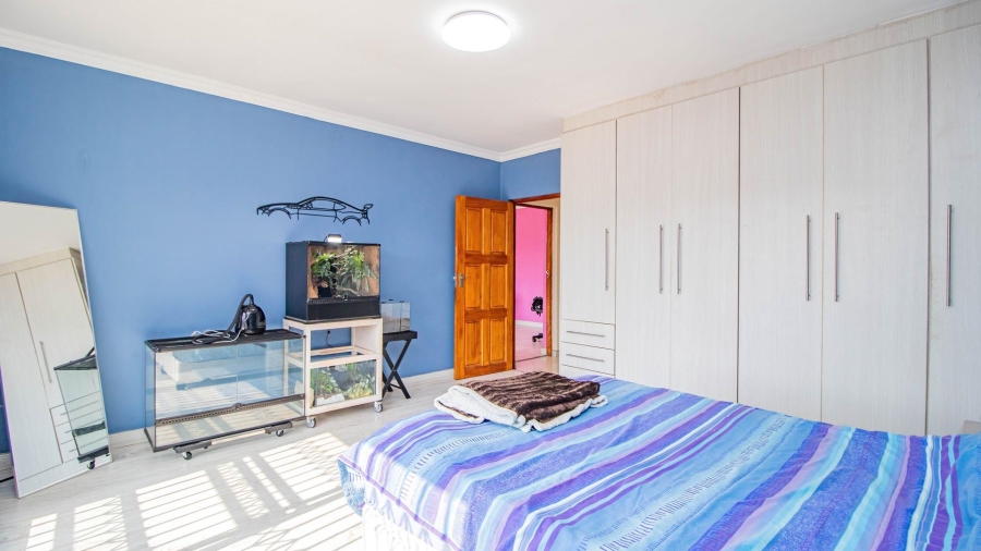 4 Bedroom Property for Sale in Rynsoord Gauteng