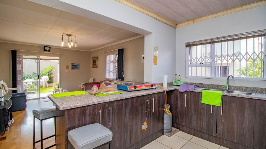 4 Bedroom Property for Sale in Rynsoord Gauteng