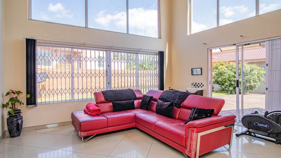4 Bedroom Property for Sale in Rynsoord Gauteng