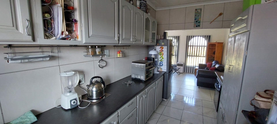 2 Bedroom Property for Sale in Albemarle Gauteng