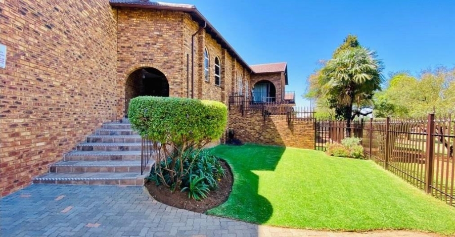 2 Bedroom Property for Sale in Albemarle Gauteng