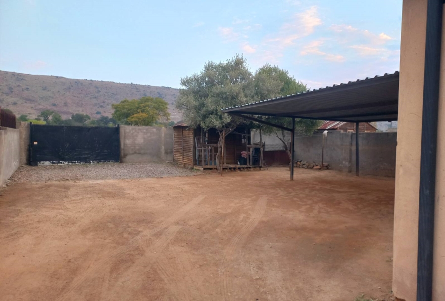2 Bedroom Property for Sale in Kirkney Gauteng