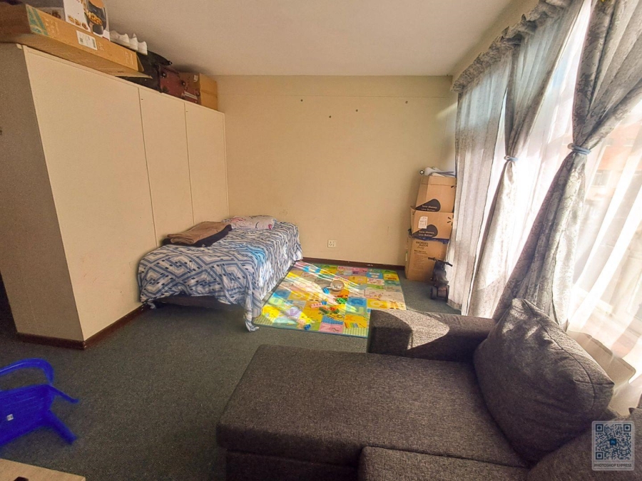 1 Bedroom Property for Sale in Sunnyside Gauteng