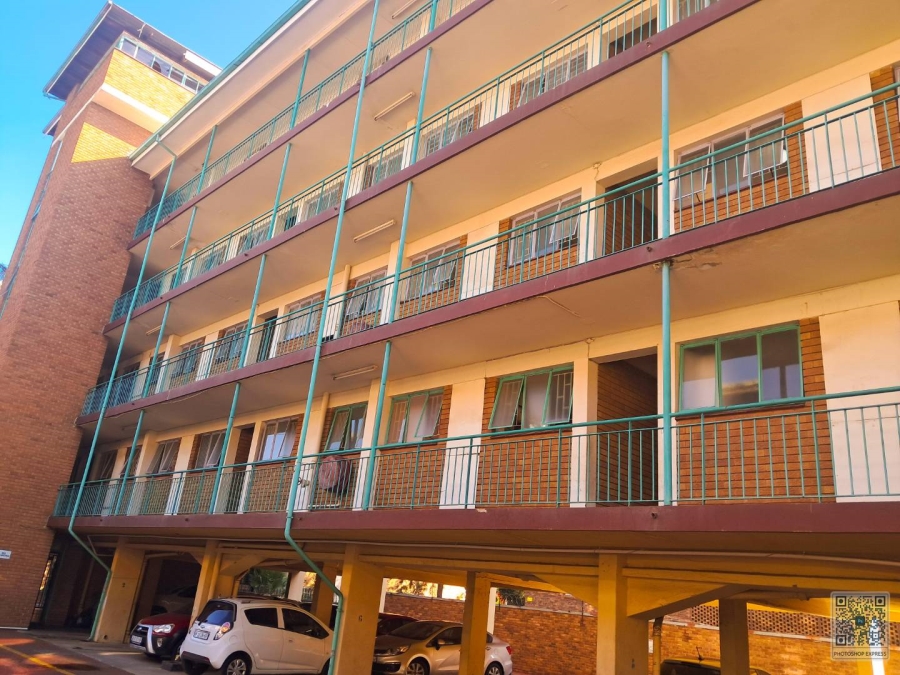 1 Bedroom Property for Sale in Sunnyside Gauteng
