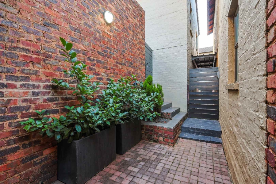 2 Bedroom Property for Sale in Olympus AH Gauteng