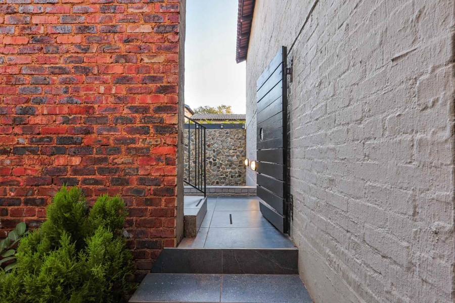 2 Bedroom Property for Sale in Olympus AH Gauteng