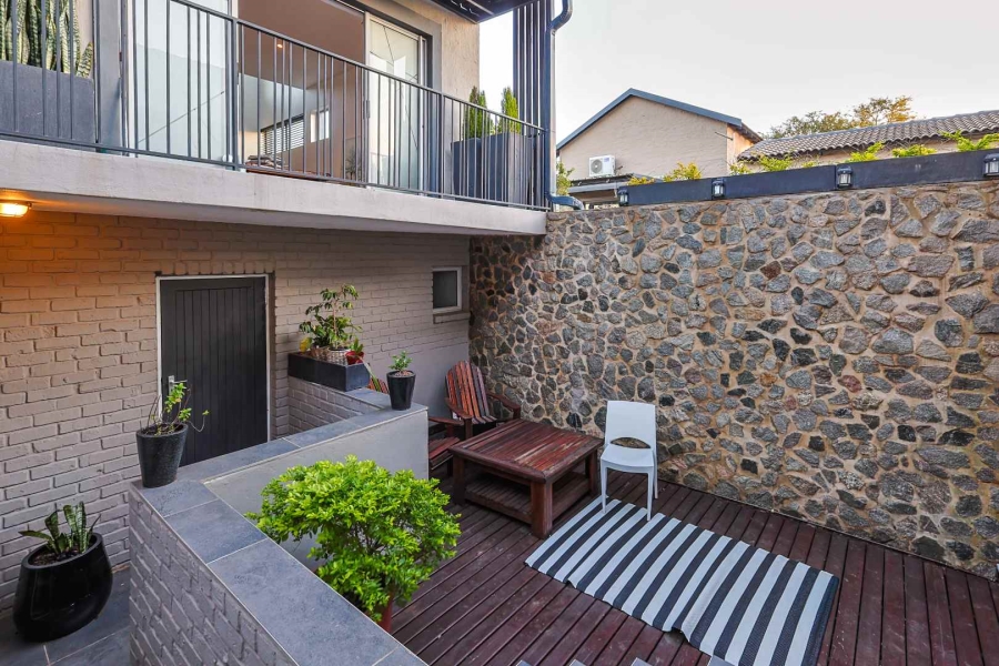 2 Bedroom Property for Sale in Olympus AH Gauteng