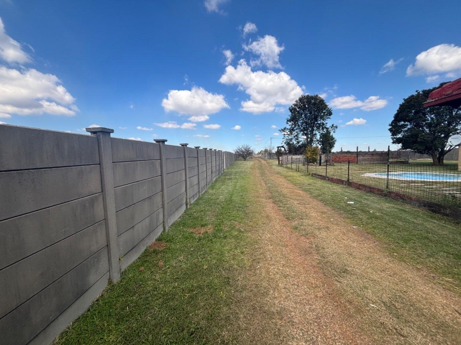 4 Bedroom Property for Sale in Dwarskloof Gauteng