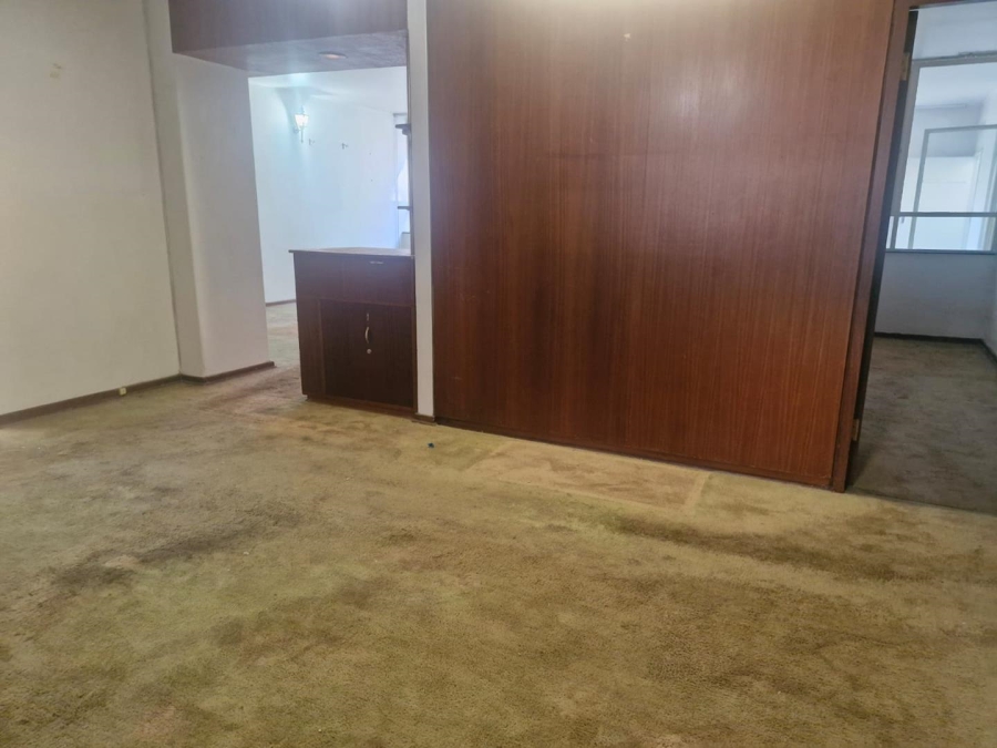 2 Bedroom Property for Sale in Benmore Gardens Gauteng