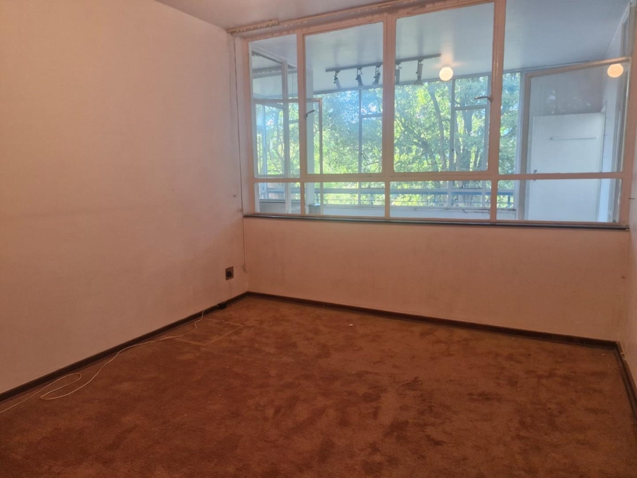 2 Bedroom Property for Sale in Benmore Gardens Gauteng