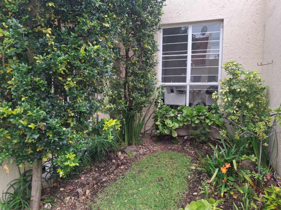 To Let 2 Bedroom Property for Rent in Morningside Gauteng