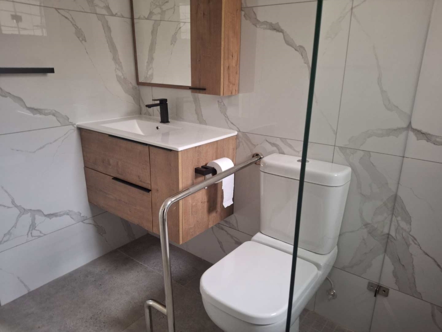 To Let 2 Bedroom Property for Rent in Morningside Gauteng