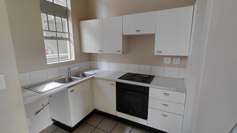 To Let 1 Bedroom Property for Rent in Houghton Gauteng