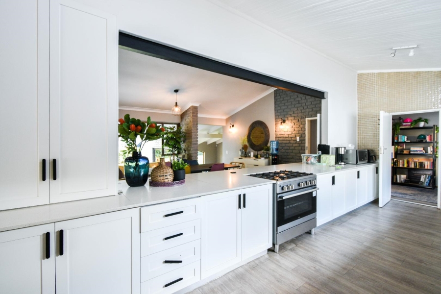 4 Bedroom Property for Sale in Murrayfield Gauteng