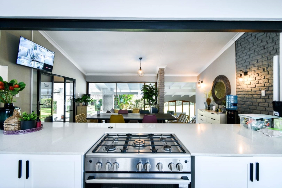 4 Bedroom Property for Sale in Murrayfield Gauteng